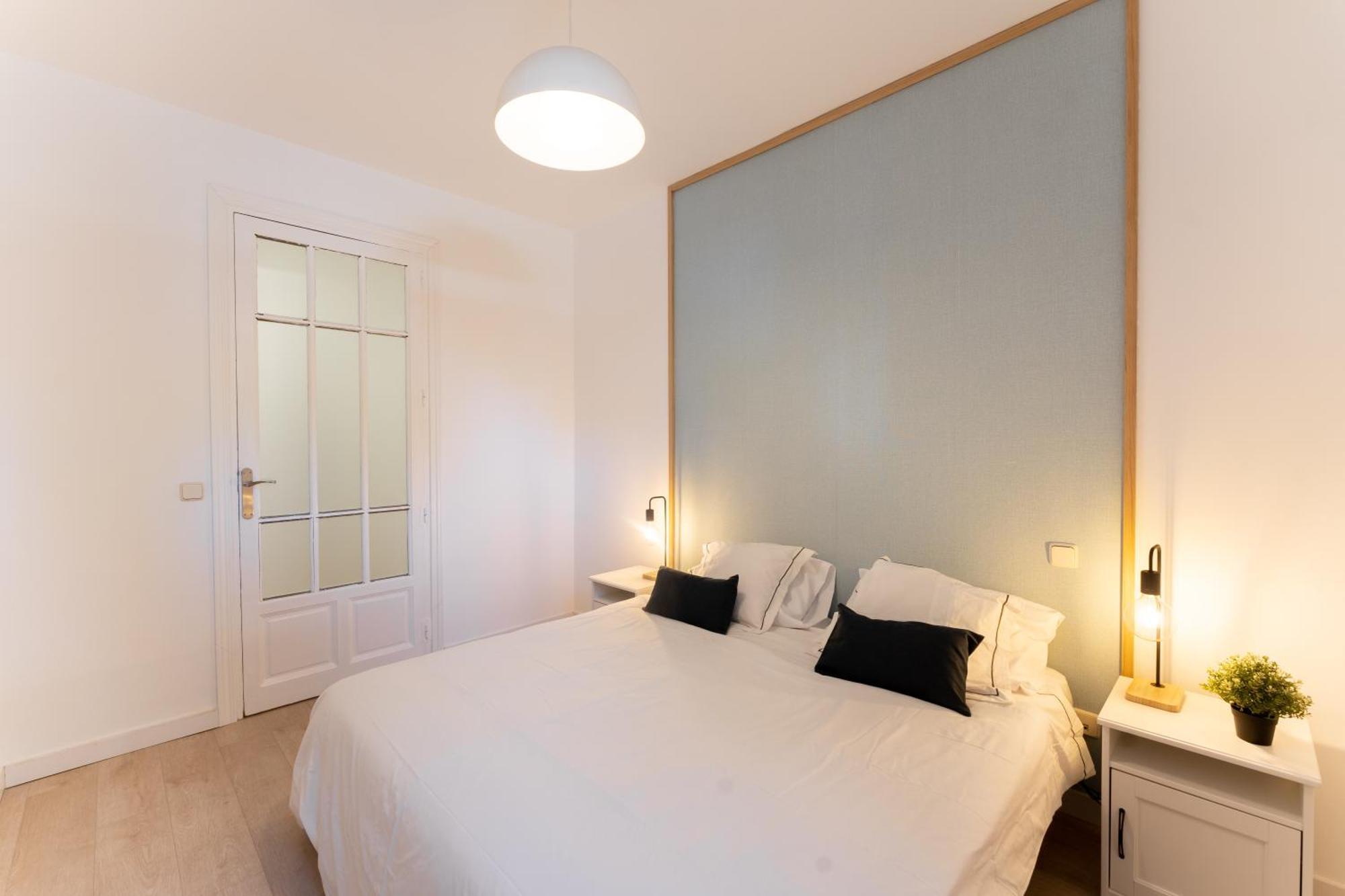 Luxe Apartment In Chamberi Chic Madrid Eksteriør billede