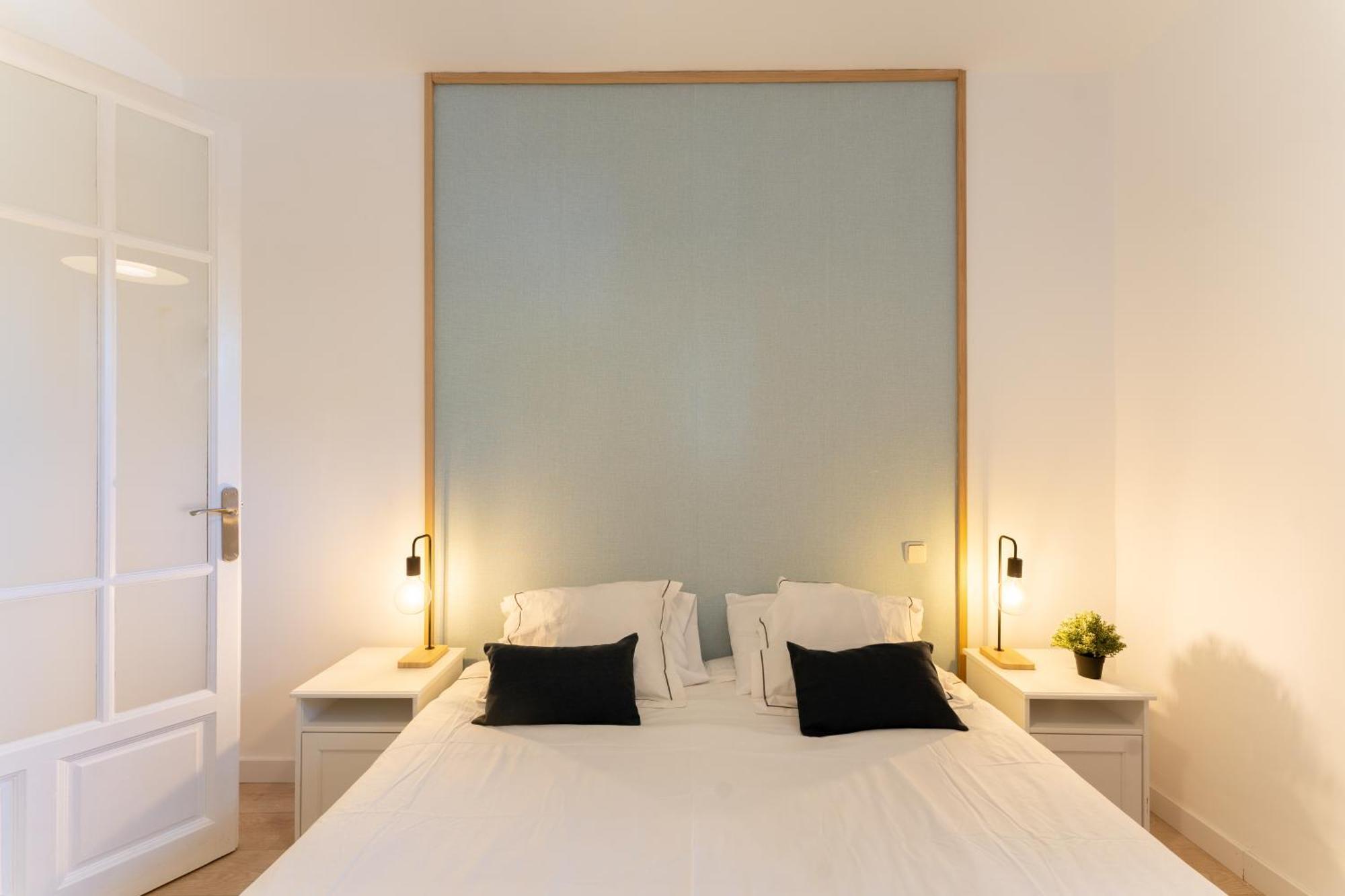 Luxe Apartment In Chamberi Chic Madrid Eksteriør billede